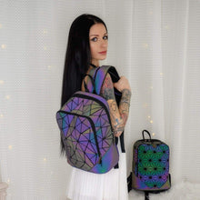 Load image into Gallery viewer, AraDiamond Doe